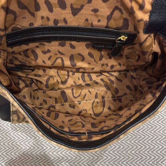 Aimee Kestenberg Leopard Shoulder Purse - Picture 6 of 7